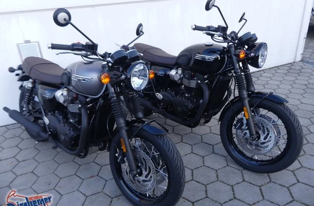 Triumph Bonneville T120 Black