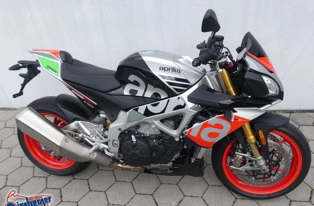 Aprilia Tuono V4 1100 Factory
