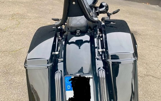 Gebrauchtmotorrad Harley-Davidson Touring Street Glide ST - Bild 3