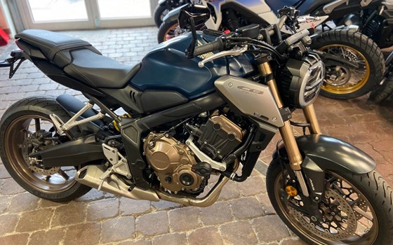 Gebrauchtmotorrad Honda CB650R - Bild 1