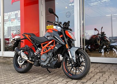 GEBRAUCHTFAHRZEUG KTM 390 Duke