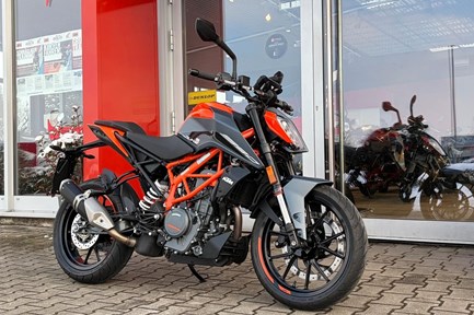 KTM 390 Duke