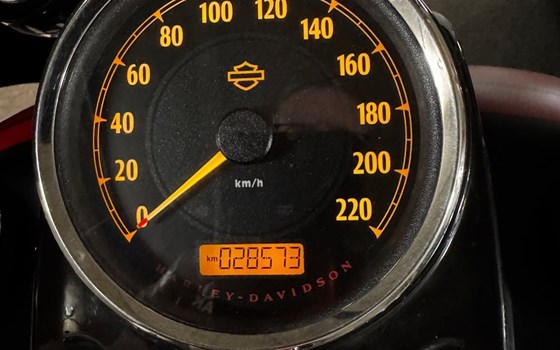 Gebrauchtmotorrad Harley-Davidson Dyna Fat Bob FXDF - Bild 2