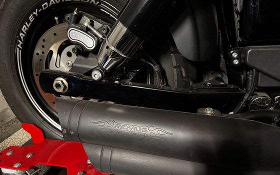 Gebrauchtmotorrad Harley-Davidson Dyna Fat Bob FXDF - Bild 28