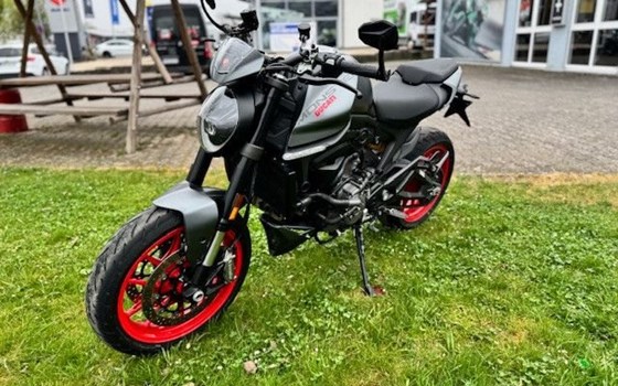 Gebrauchtmotorrad Ducati Monster + - Bild 1