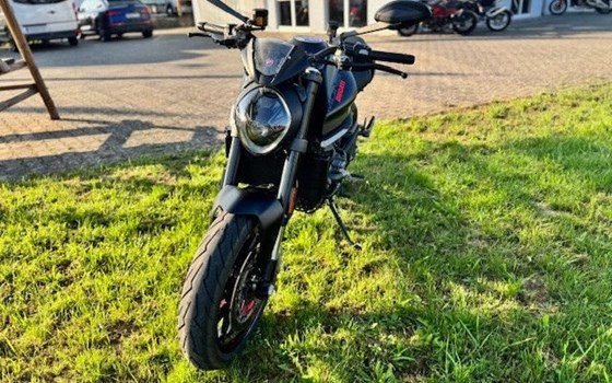 Gebrauchtmotorrad Ducati Monster 1000 Dark - Bild 3