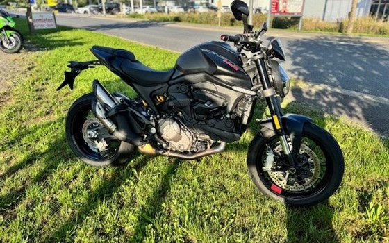 Gebrauchtmotorrad Ducati Monster 1000 Dark - Bild 4