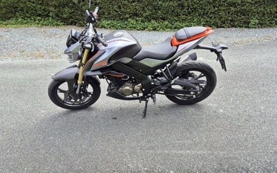 Gebrauchtmotorrad QJ Motor SRK 125 S - Bild 1