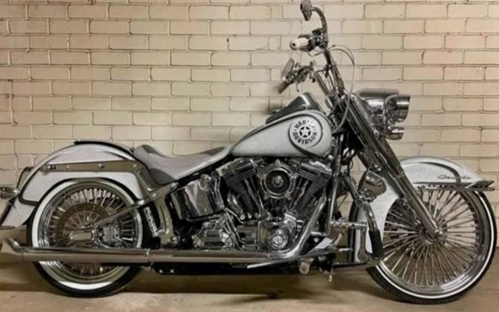 Gebrauchtmotorrad Harley-Davidson Softail Deluxe FLSTN - Bild 4