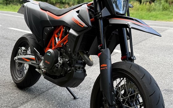 Gebrauchtmotorrad KTM 690 SMC R - Bild 1
