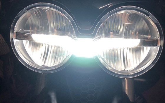 Gebrauchtmotorrad Moto Guzzi V85 TT - Bild 1