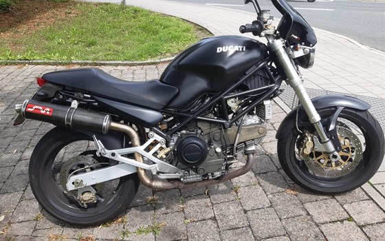 Gebrauchtmotorrad Ducati Monster 900 i.e. Dark - Bild 1