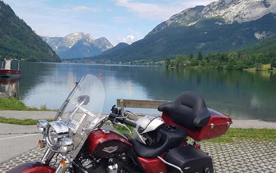 Gebrauchtmotorrad Harley-Davidson Road King Classic FLHRC - Bild 1