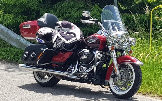 Gebrauchtmotorrad Harley-Davidson Road King Classic FLHRC - Bild 4