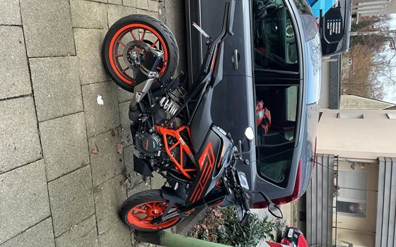 Gebrauchtmotorrad KTM 125 Duke - Bild 1