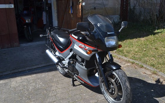 Gebrauchtmotorrad Kawasaki GPZ 500 S - Bild 2