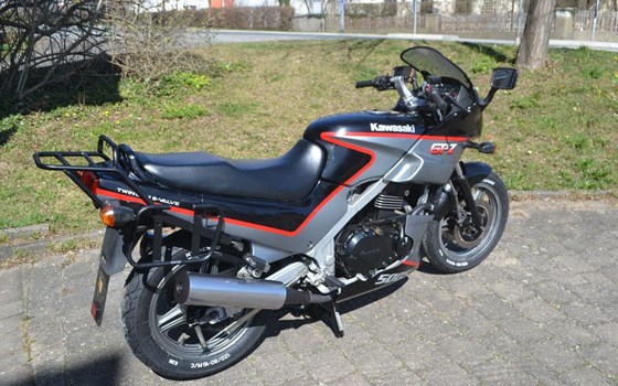 Gebrauchtmotorrad Kawasaki GPZ 500 S - Bild 6