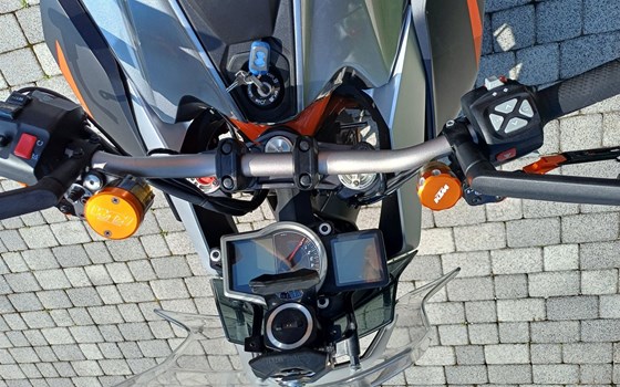 Gebrauchtmotorrad KTM 1290 Super Duke GT - Bild 18