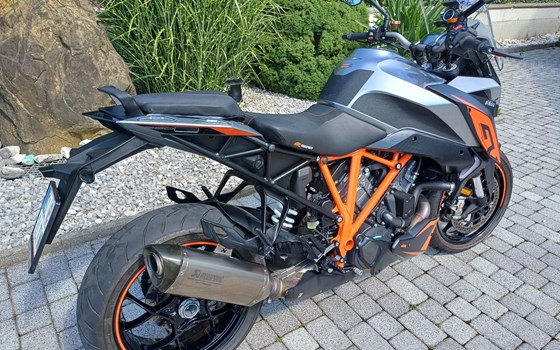 Gebrauchtmotorrad KTM 1290 Super Duke GT - Bild 9