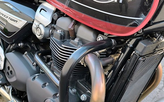 Gebrauchtmotorrad Triumph Speed Twin 1200 - Bild 6