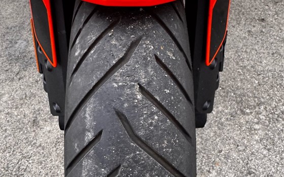 Gebrauchtmotorrad KTM 890 Duke L - Bild 12