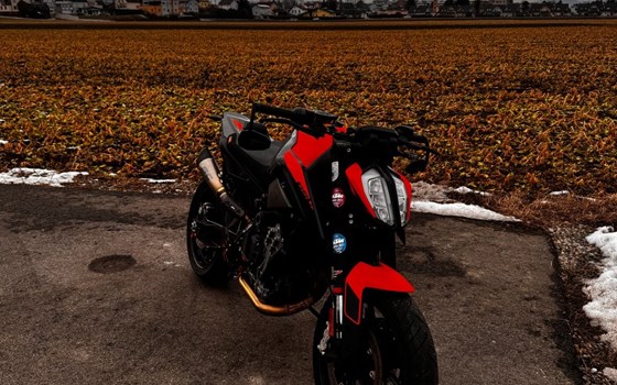 Gebrauchtmotorrad KTM 890 Duke L - Bild 6