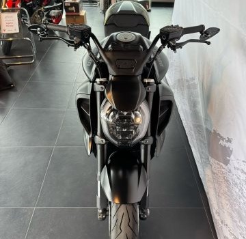 Neufahrzeug Ducati Diavel V4 - Bild 3