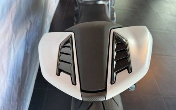 Neufahrzeug Ducati Diavel V4 - Bild 10
