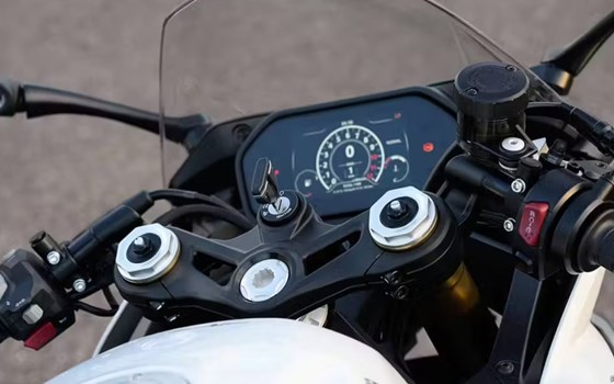 Neufahrzeug Benelli Tornado 550 - Bild 3