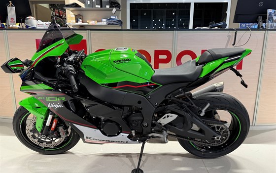 Gebrauchtmotorrad Kawasaki Ninja ZX-10R - Bild 2