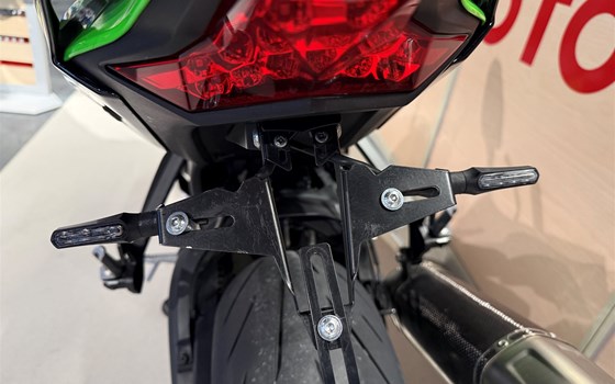 Gebrauchtmotorrad Kawasaki Ninja ZX-10R - Bild 8