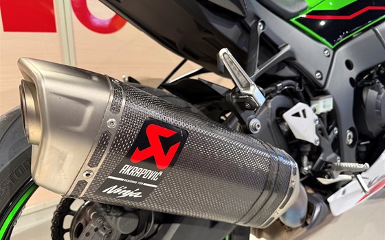 Gebrauchtmotorrad Kawasaki Ninja ZX-10R - Bild 9