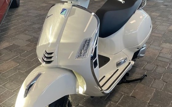 Neufahrzeug Vespa GTS 310 Super - Bild 1