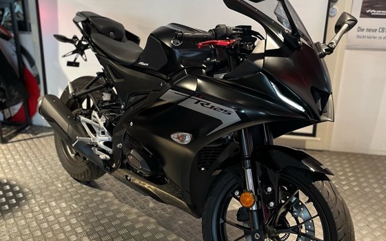 Gebrauchtmotorrad Yamaha R125 - Bild 1