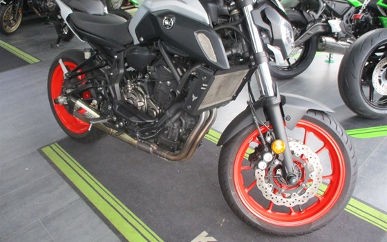 Gebrauchtmotorrad Yamaha MT-07 - Bild 1