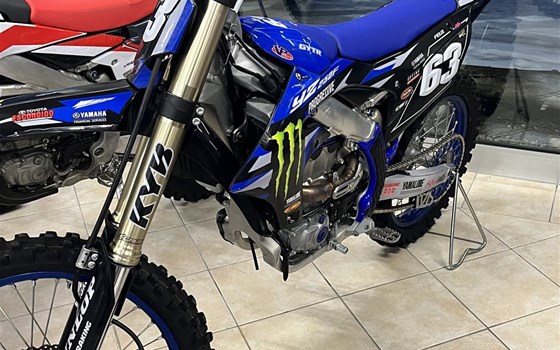 Gebrauchtmotorrad Yamaha YZ250F Monster Energy Edition - Bild 2