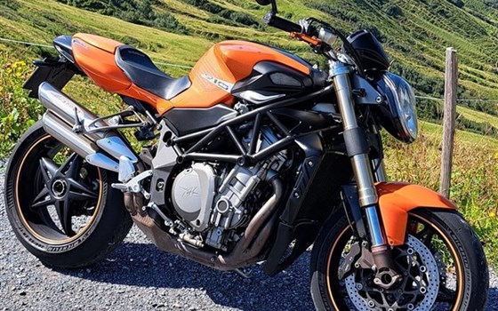 Gebrauchtmotorrad MV Agusta Brutale 910 S - Bild 2