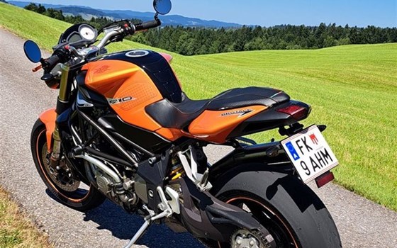 Gebrauchtmotorrad MV Agusta Brutale 910 S - Bild 3