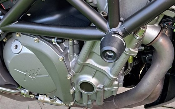 Gebrauchtmotorrad MV Agusta Brutale 910 S - Bild 6