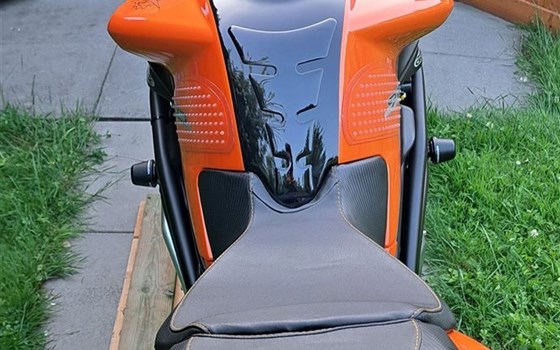 Gebrauchtmotorrad MV Agusta Brutale 910 S - Bild 8