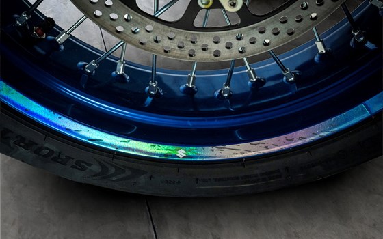 Neufahrzeug Suzuki DR-Z4SM - Bild 9