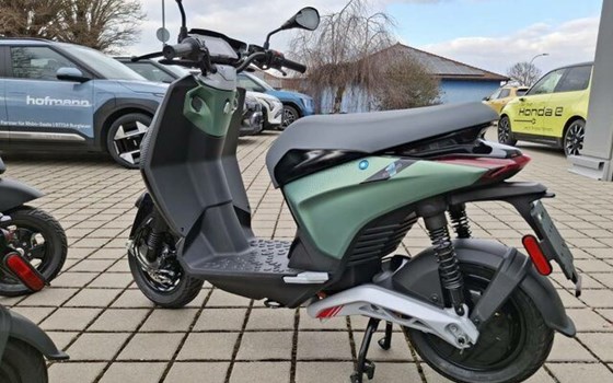 Neufahrzeug Piaggio 1 Active - Bild 11