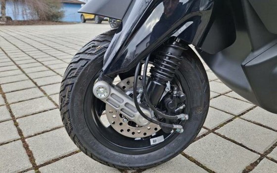 Neufahrzeug Piaggio 1 Active - Bild 12