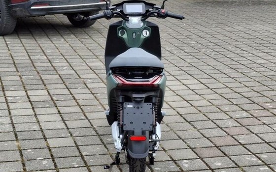 Neufahrzeug Piaggio 1 Active - Bild 2