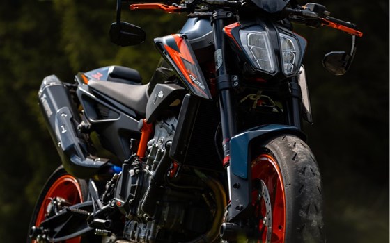 Gebrauchtmotorrad KTM 890 Duke R - Bild 1