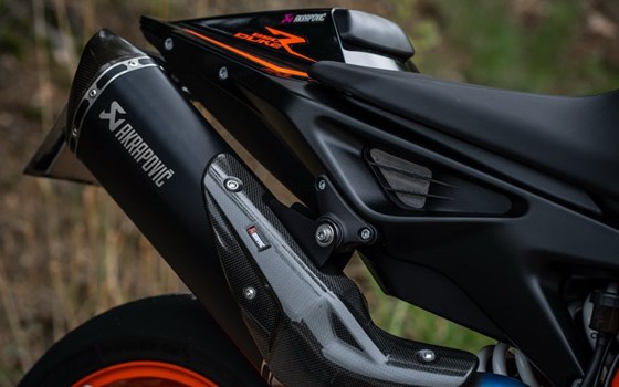Gebrauchtmotorrad KTM 890 Duke R - Bild 7