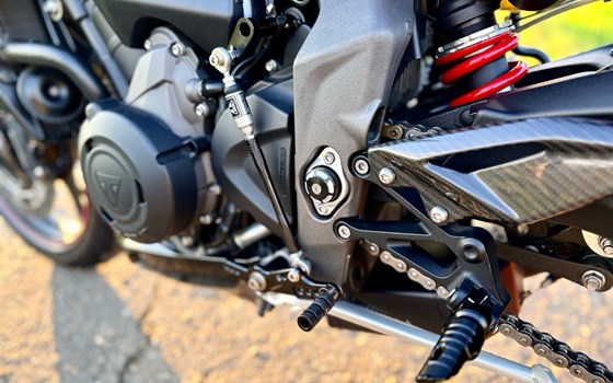 Gebrauchtmotorrad Triumph Street Triple 765 R - Bild 10