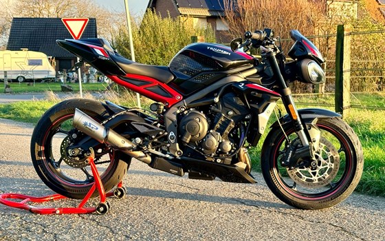 Gebrauchtmotorrad Triumph Street Triple 765 R - Bild 6