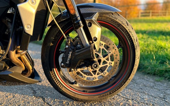 Gebrauchtmotorrad Triumph Street Triple 765 R - Bild 9