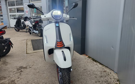 Neufahrzeug Vespa GTS 310 SuperSport - Bild 2